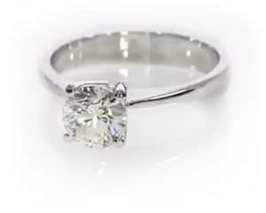 טבעת יהלום יוקרתית מזהב לבן 18 קראט, משובצת יהלום סוליטר 1.5 קראט AMOR סוליטר