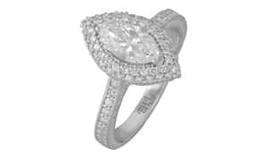 טבעת אירוסין Eva יוקרתית ואלגנטית לאשה מזהב לבן 18 קראט, משובצת יהלומים 1.1 קראט