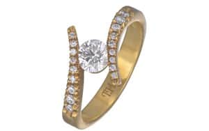 טבעת אירוסין Maria אלגנטית ועדינה לאשה 18 קראט, משובצת יהלומים